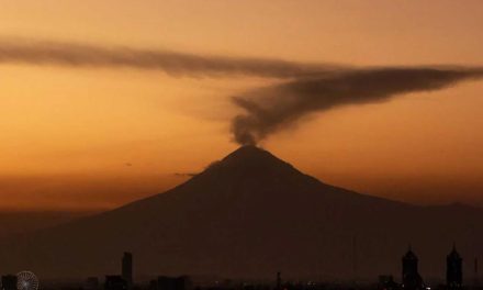 Ceniza en Puebla. Qué municipios son afectados por las fumarolas del Popocatépetl